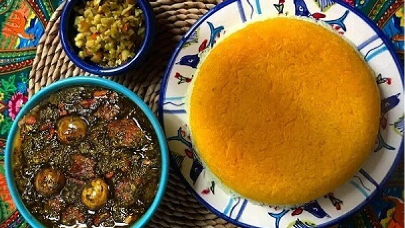 طرز تهیه خورش قورمه سبزی مجلسی