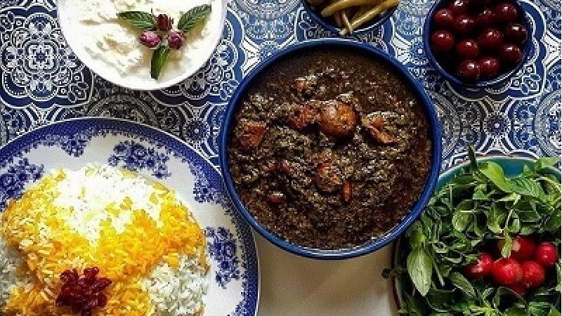 دستور پخت خورش قورمه سبزی مجلسی