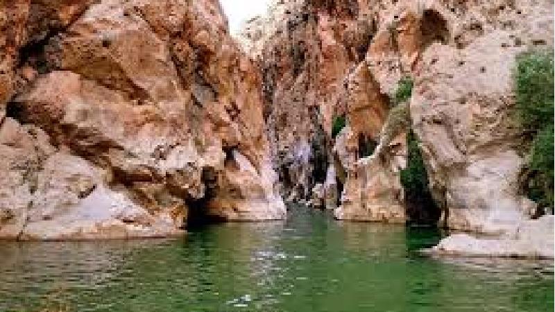 سفر به تنگه لی لی 