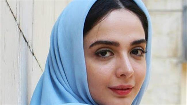 المیرا دهقانی در لحظه گرگ و میش