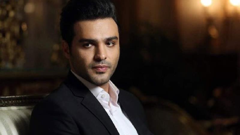 سامان صفاری 