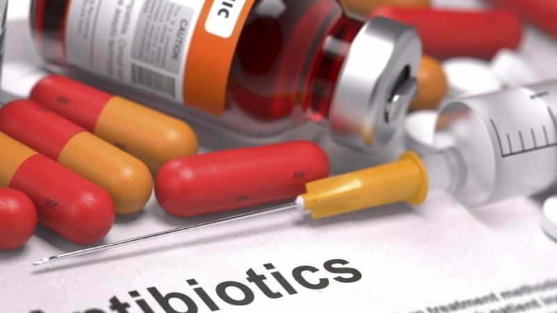 عوارض آنتی بیوتیک