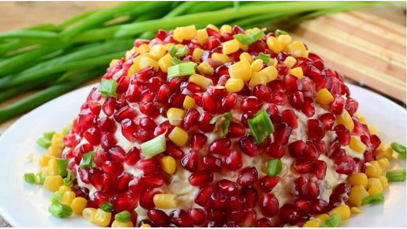 طرز تهیه سالاد مرغ و انار