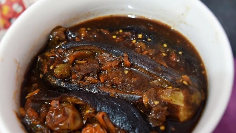 طرز تهیه ترشی بادمجان شکم پر