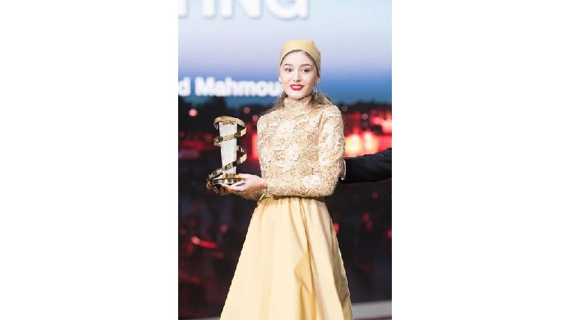 فرشته حسینی بازیگر نقش لیلا در سریال قروباغه