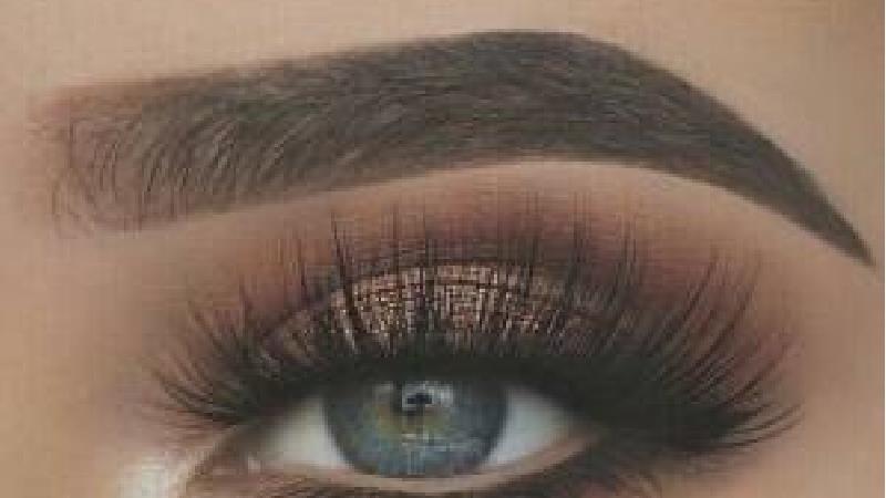 آرایش چشم آبی