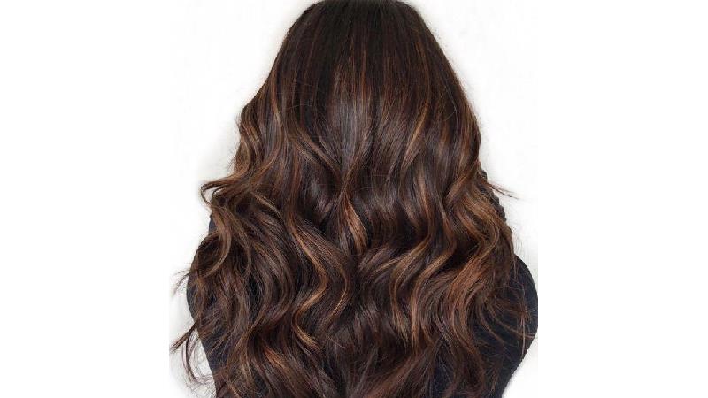 پاک کردن رنگ موی تیره