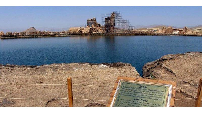 دریاچه تخت سلیمان کجاست