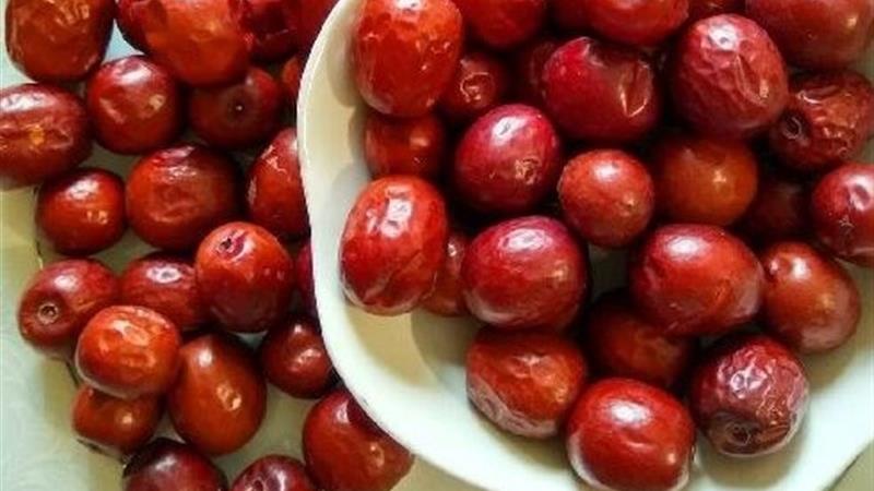 مزایای مصرف عناب