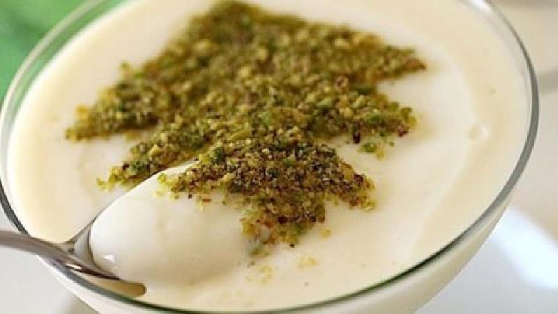 طرز تهیه فرنی با نشاسته