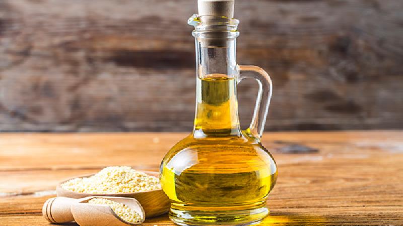 روغن شتر مرغ برای پوست