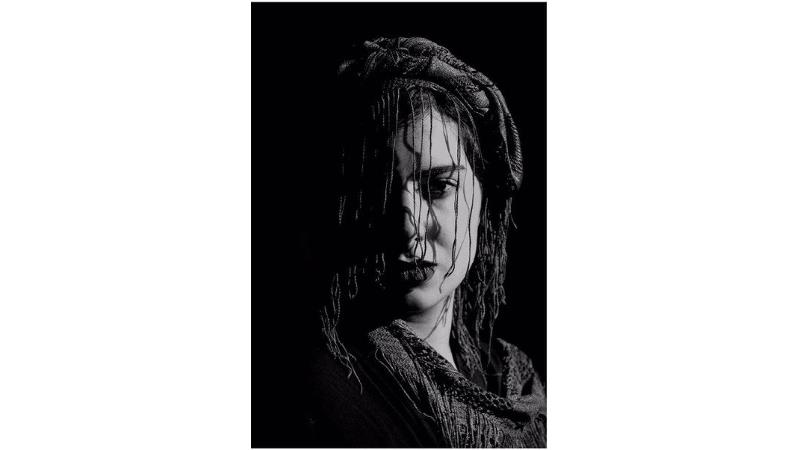 دریا مقبلی در نقش غزل در سریال یاور