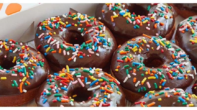 دونات مغزدار شکلاتی 