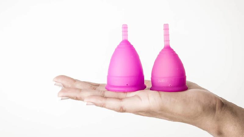 کاپ قاعدگی برای باکره ها