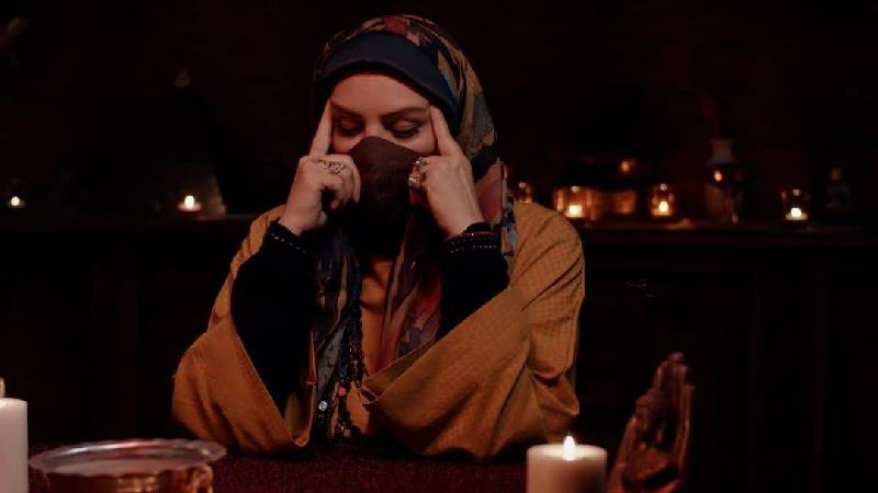 مینو در سریال احضار کیست