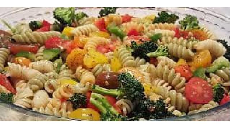 سالاد ماکارونی خوشمزه