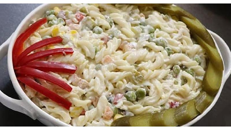 طرز تهیه سالاد ماکارونی بسیار خوشمزه