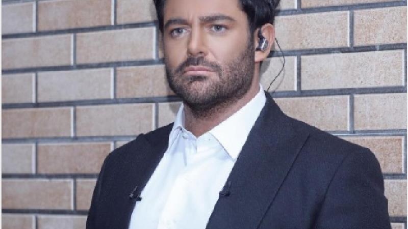 محمدرضا گلزار