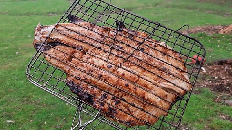 ماهی کبابی قزل آلا را چطور درست کنیم