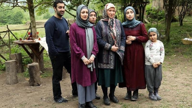 سریال روزهای آبی