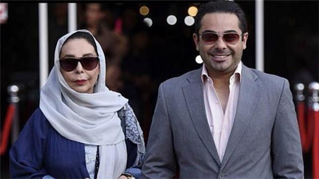 سام قریبیان و مادرش