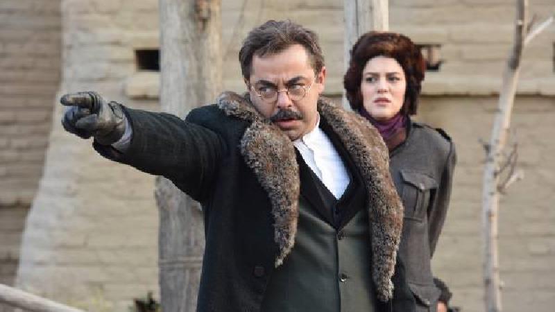 سام قریبیان در سریال کلبه ای در مه 