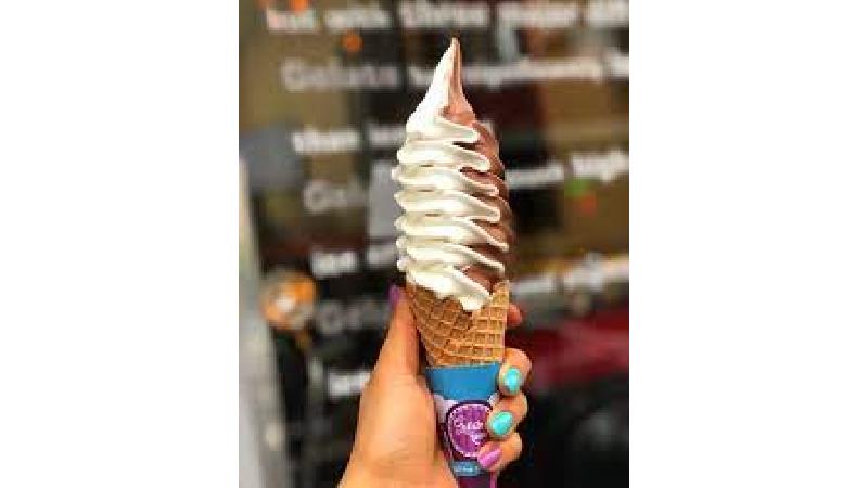 بستنی ماسکاپونه