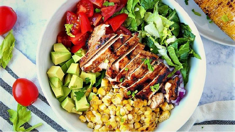 سالاد مرغ خوشمزه