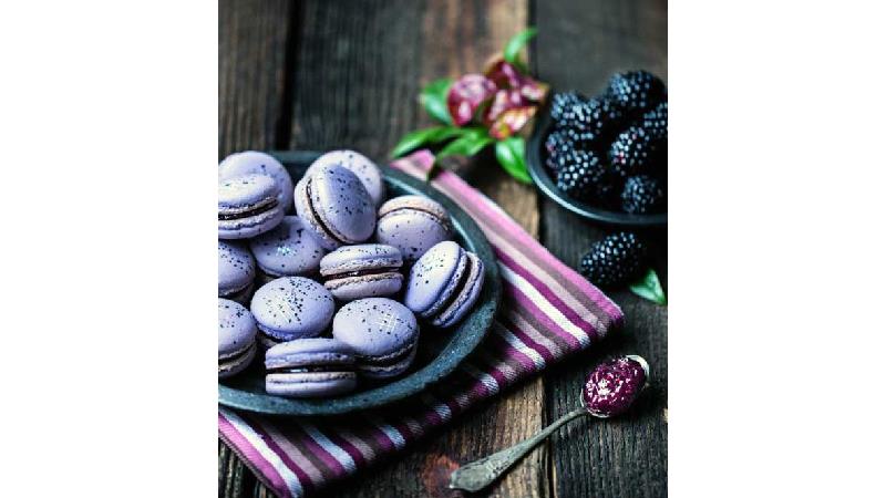 شیرینی ماکارون