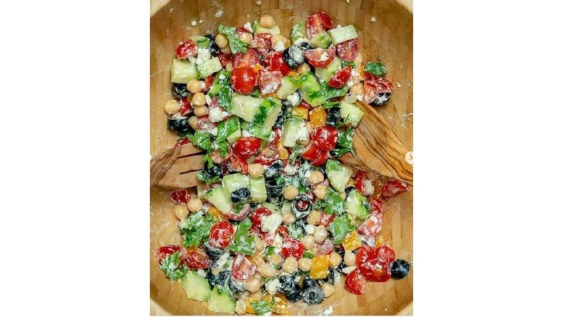 سس سالاد یونانی 