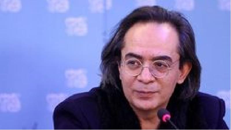 کارن همایونفر داور عصرجدید