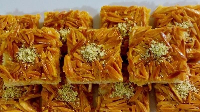 شیرینی ملکه بادام 