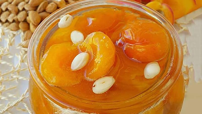 مربای زردآلو تازه