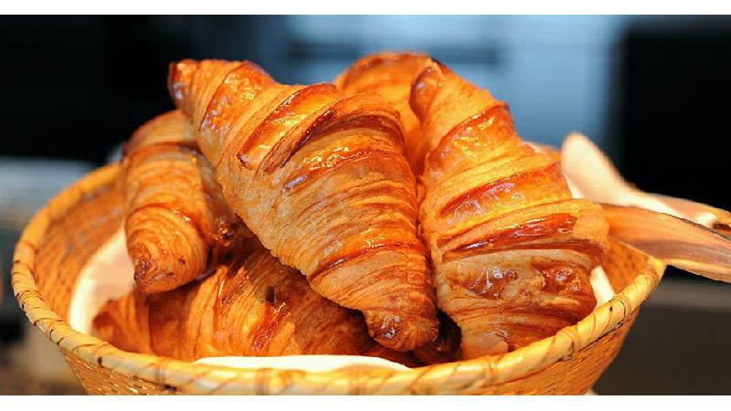 طرز تهیه کروسان خانگی 