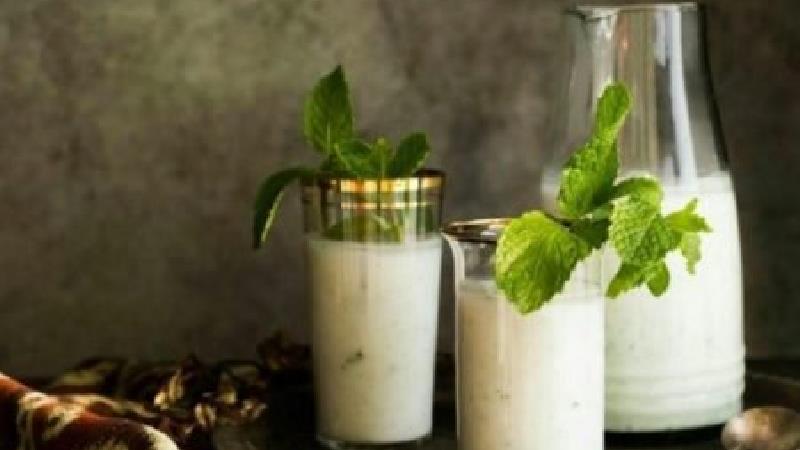 نعناع در دوغ